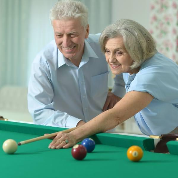 shutterstock playing pool 5 web va0s oi 4dyh 2c